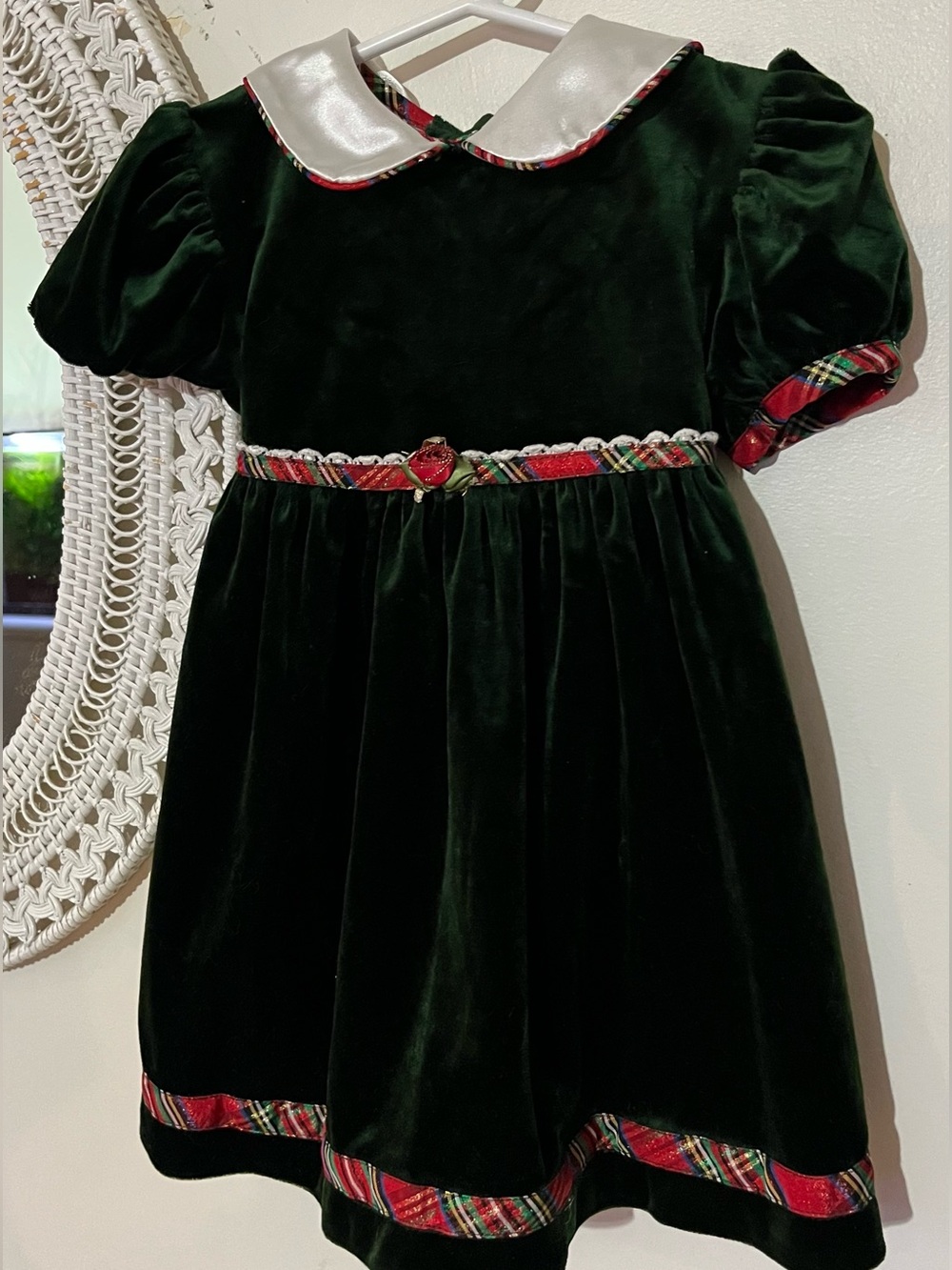 2T Vintage Christmas Dress.